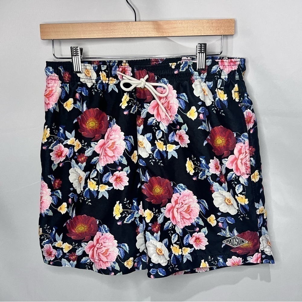 PacSun Bright Floral Drawstring Elastic Waist Lined Swim Trunks. Size: Small
